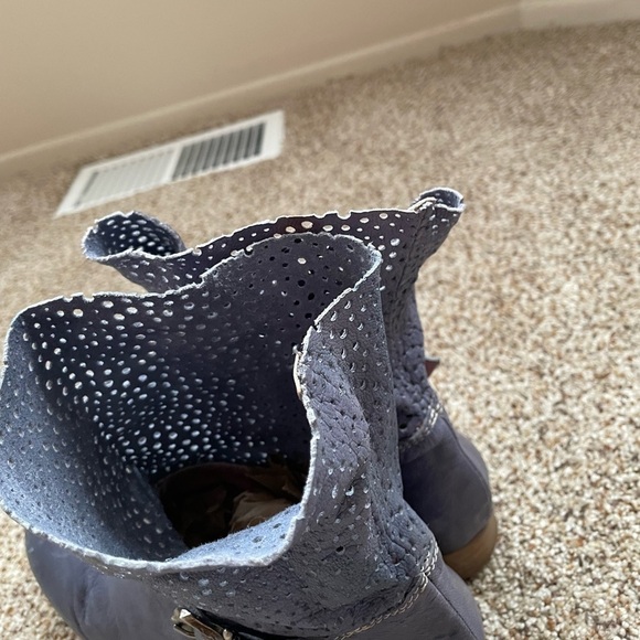 Womens Grey Ankle Boots With Lace Detail - Picture 8 of 12